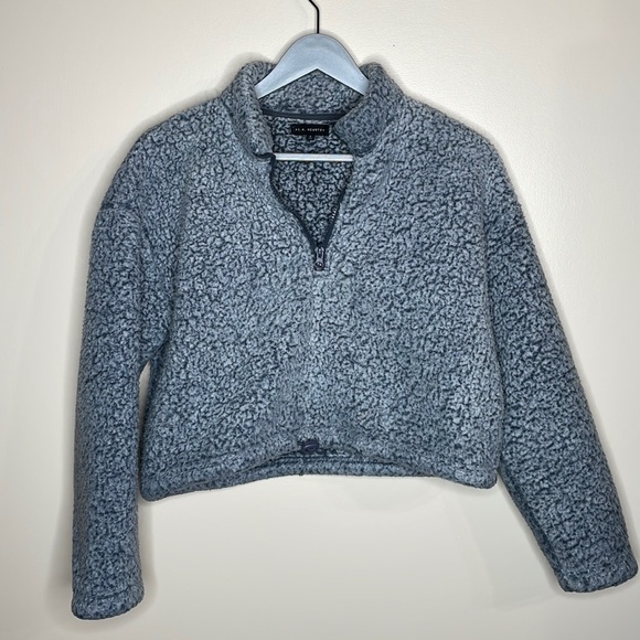 Gray Cropped Fleece Top - Picture 2 of 7